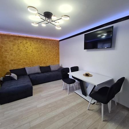 Diamonds House 2 Διαμέρισμα Lupeni  Εξωτερικό φωτογραφία