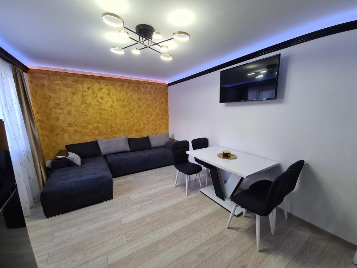 Diamonds House 2 Διαμέρισμα Lupeni  Εξωτερικό φωτογραφία